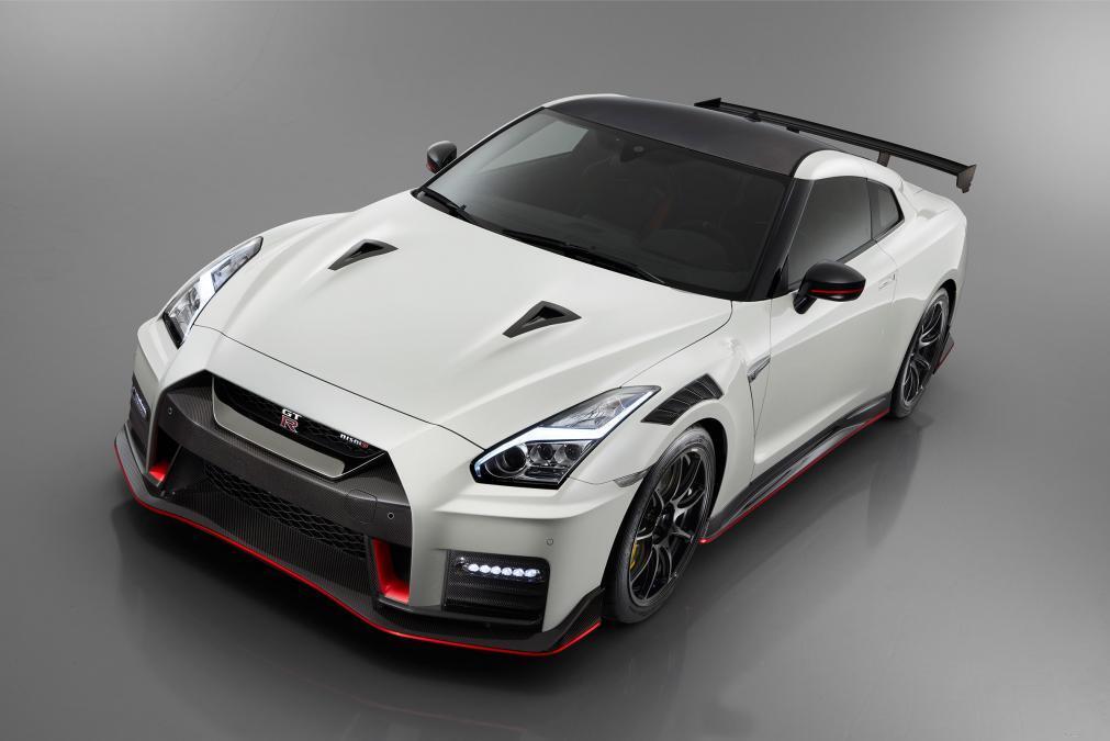 เปิดราคาเจ้าก็อตซิลล่าตัวซิ่ง Nissan GTR NISMO ในราคาเริ่มต้น 5.38